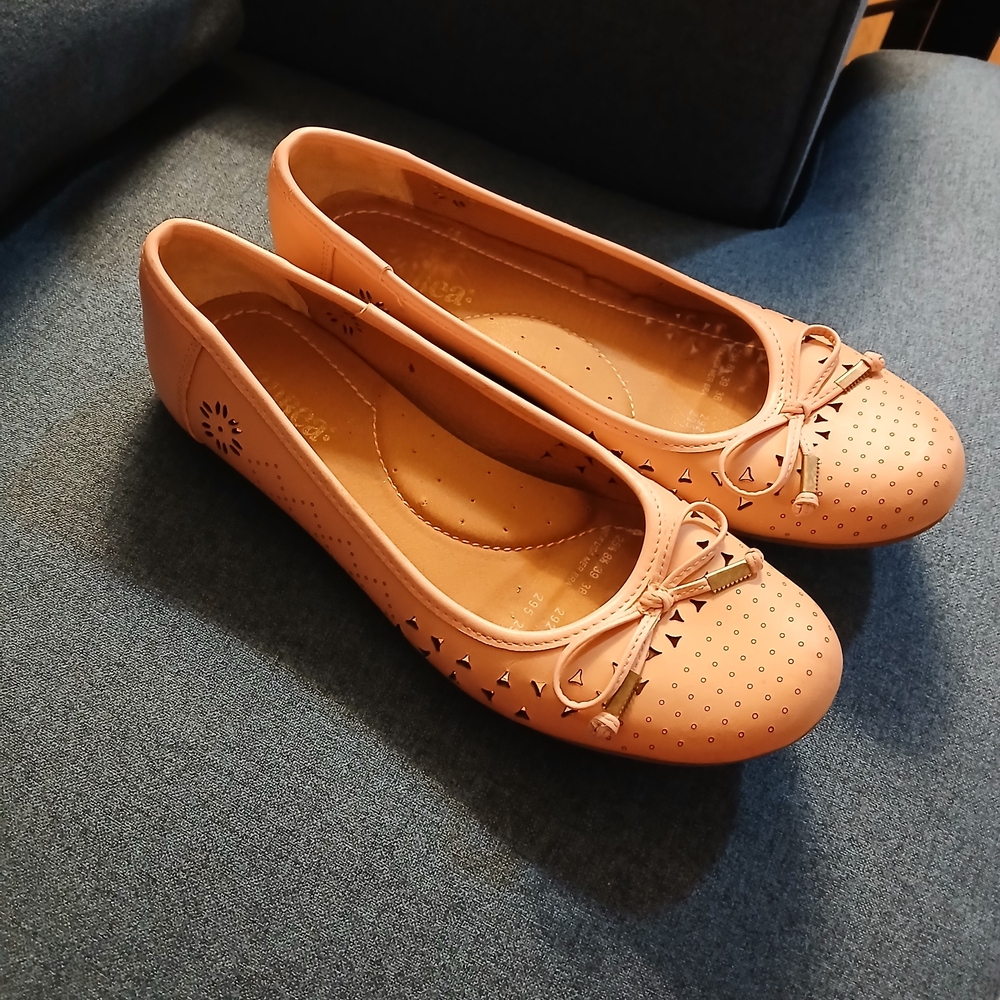 ANDREA FENZI Peach Ballet Flats